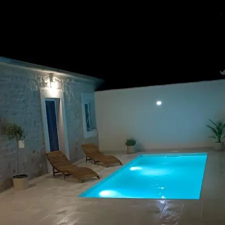 Vila Holiday 